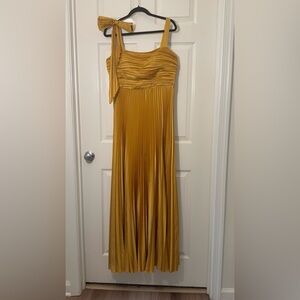 Lulu's Mustard Yellow Dress